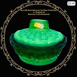 New Old Stock Bohemian Art Glass Trinket Box w/Original Lid